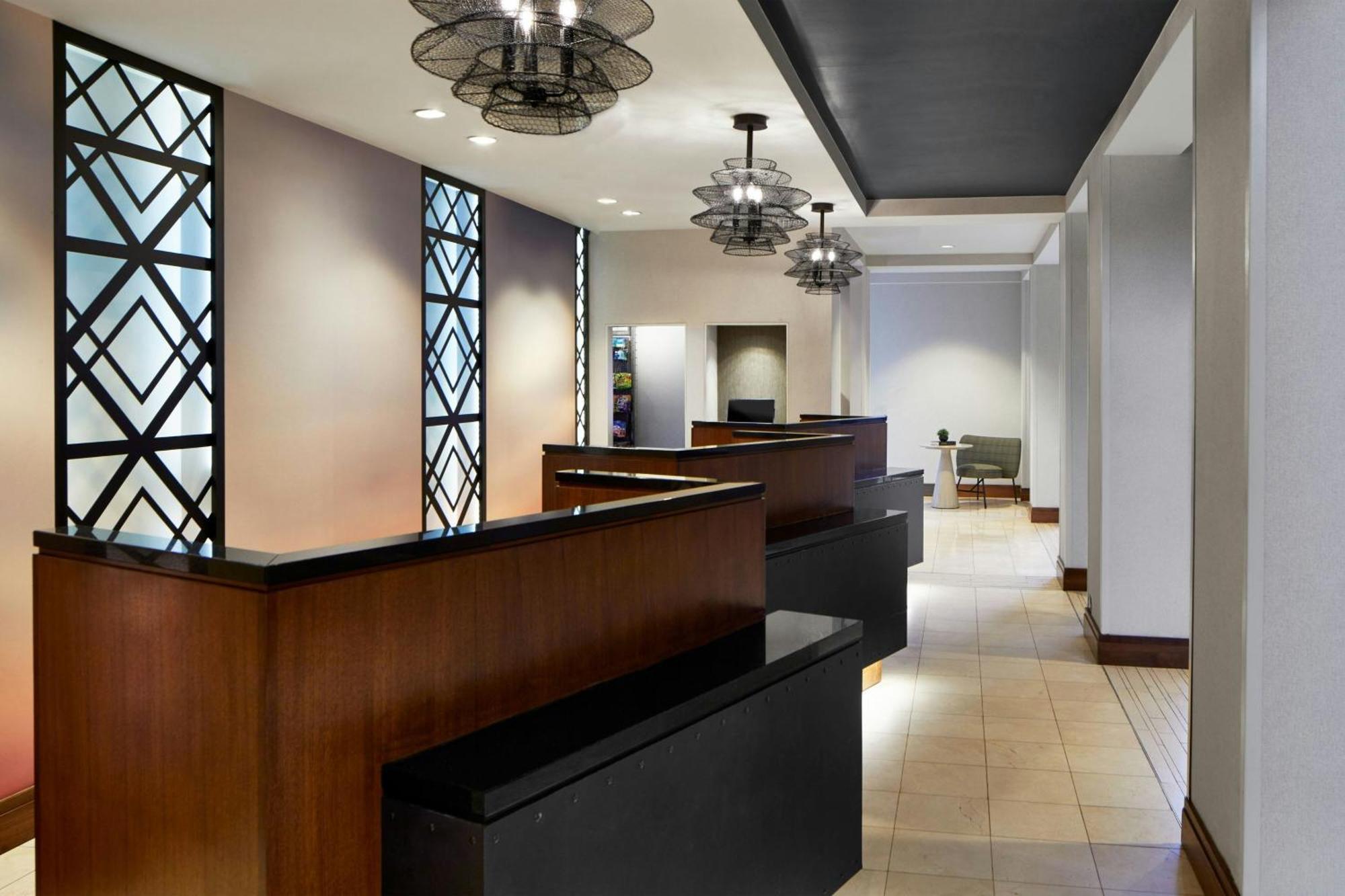 Detroit Metro Airport Marriott Hotel Romulus Exterior photo